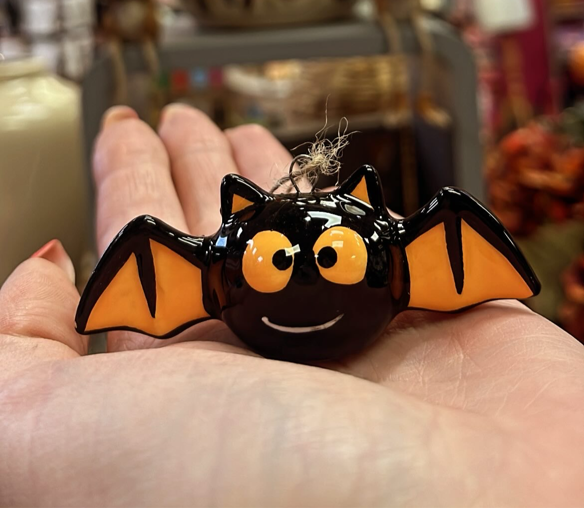 Halloween bat hanging ceramic decoration