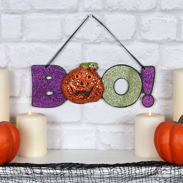 BOO Halloween Sign