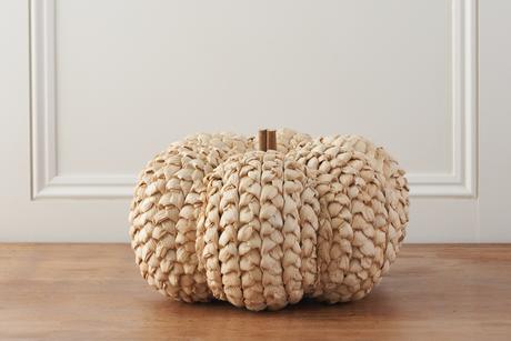 Cream Straw Pumpkin