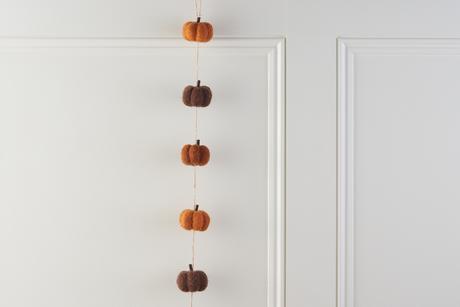 Pumpkin Garland